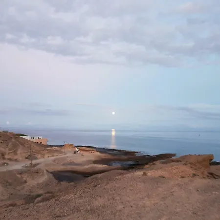 La Caleta Arico 1 La Mareta