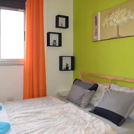La Caleta Arico 1 Homestay szállás *