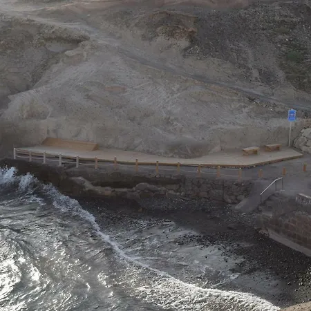 La Caleta 1 Δωμάτια σε οικογενειακή κατοικία La Mareta